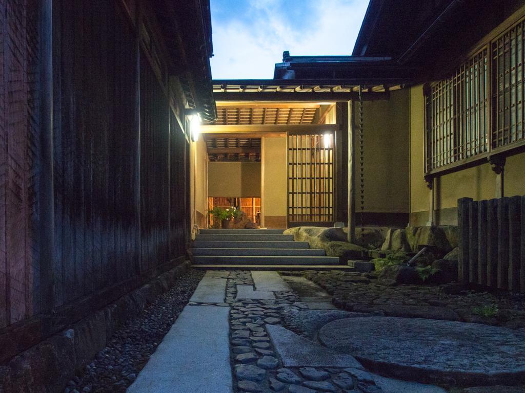 Sukiya-Zukuri Suehiro Villa Hida Exterior foto